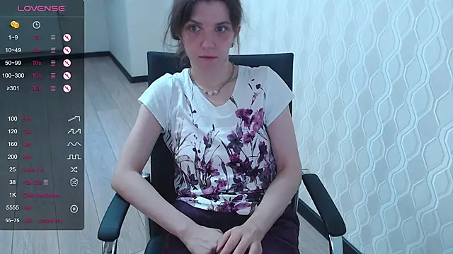 LisaHeart online show from March 22, 3:20 am