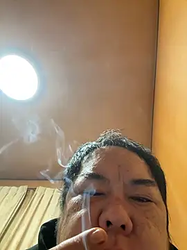 Snapshot of punk0805 chatting on February 8, 10:07 am punk0805 online show from February 8, 10:07 am