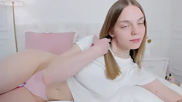 BELLALIMA online show from March 14, 2:28 am