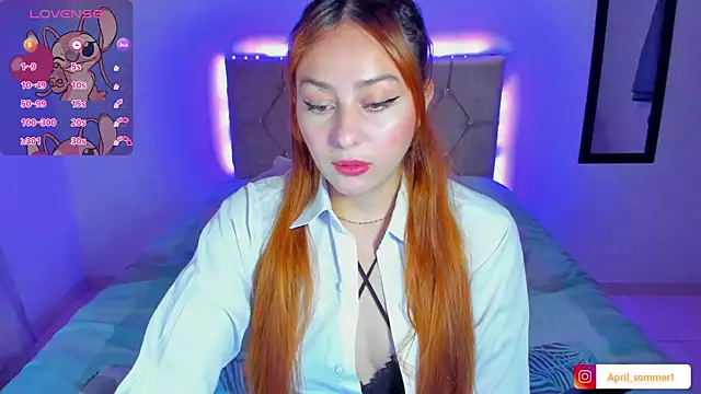 Snapshot of April_sommer1 chatting on October 27, 11:03 am April sommer1 online show from October 27, 11:03 am