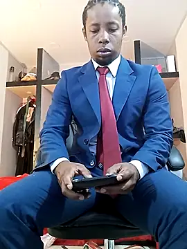 AlejoKhalifa  online show from April 13, 10:32 am