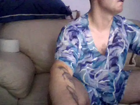 pauloooooborderrrr online show from January 8, 7:21 am