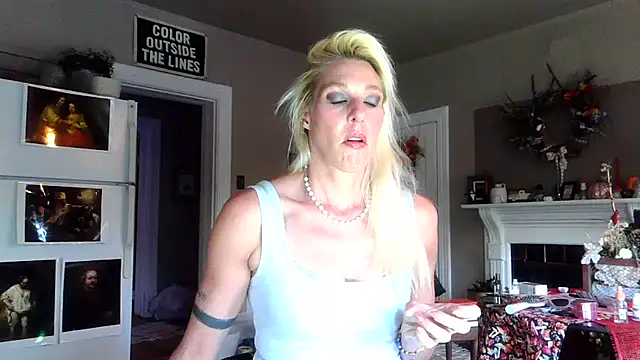 Glamazonx online show from October 26, 1:50 pm