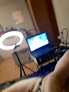 Snapshot of olivier59930 chatting on December 9, 6:03 pm olivier59930 online show from December 9, 6:03 pm