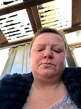 Snapshot of jusichka chatting on April 28, 6:51 am jusichka online show from April 28, 6:51 am