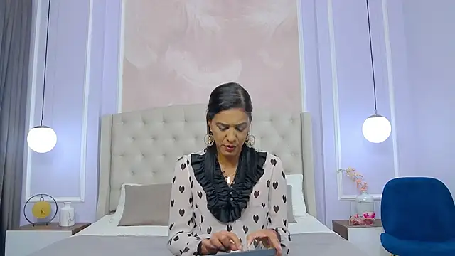 Snapshot of JoannaCox chatting on February 26, 10:31 pm JoannaCox online show from February 26, 10:31 pm