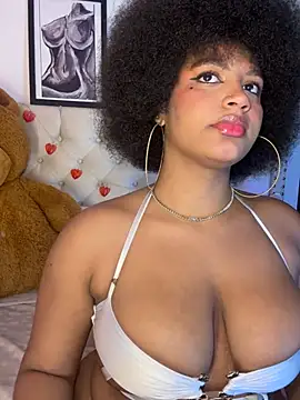 Snapshot of taylor-sexyy chatting on February 5, 5:34 am taylor-sexyy online show from February 5, 5:34 am