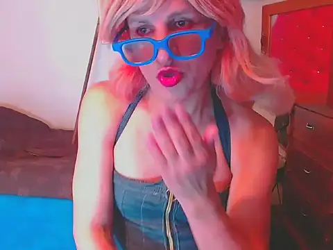 LorenJade online show from February 19, 7:04 am