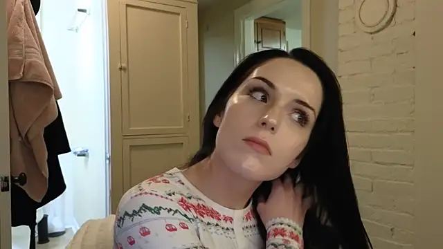 sexylilly69 online show from January 13, 4:51 am