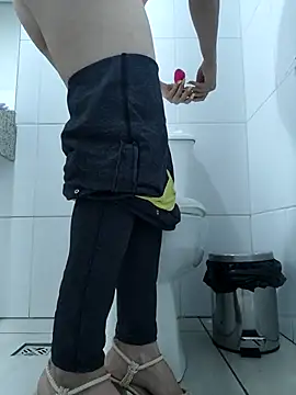 Irresistible24 online show from November 12, 7:24 pm