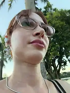 Irresistible24 online show from February 14, 10:06 pm