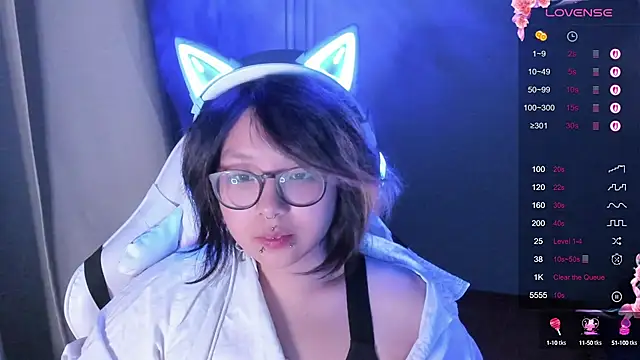 maydaykimmy online show from October 2, 9:00 pm