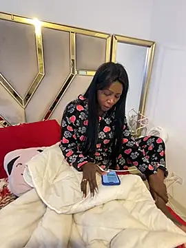 SUUKAM online show from February 22, 6:52 pm