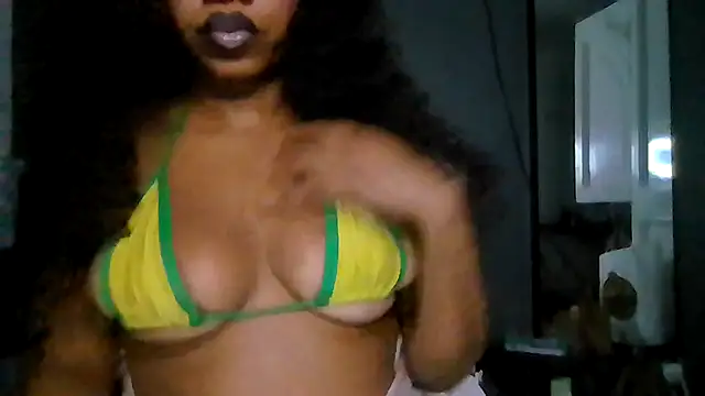 goddessdaisysky online show from May 25, 7:25 am