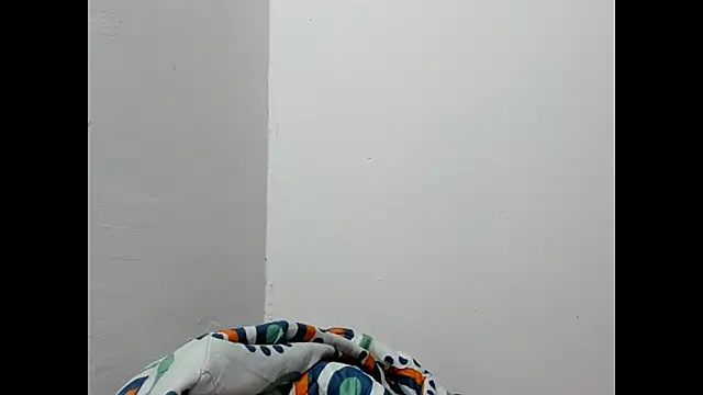 Snapshot of Laflaka22 chatting on December 24, 12:44 am Laflaka22 online show from December 24, 12:44 am