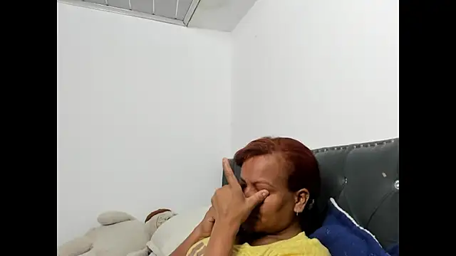 Snapshot of Laflaka22 chatting on March 6, 3:24 am Laflaka22 online show from March 6, 3:24 am