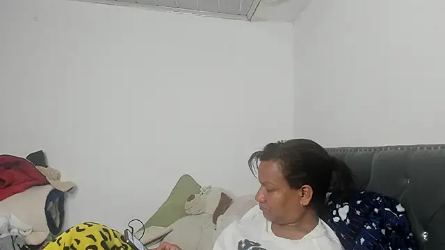 Snapshot of Laflaka22 chatting on September 10, 11:49 pm Laflaka22 online show from September 10, 11:49 pm