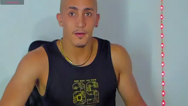 MikeRoss7777 online show from January 28, 4:18 am