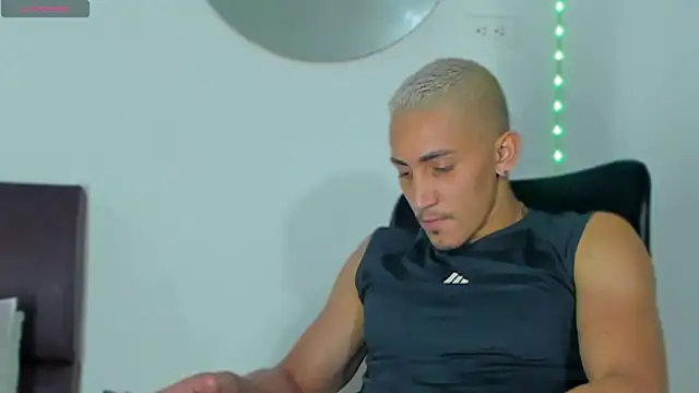 MikeRoss7777 online show from January 29, 1:05 am