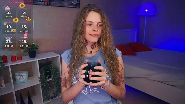 RayaNenlia online show from March 11, 11:12 am