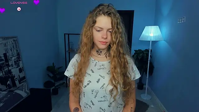 RayaNenlia online show from October 20, 5:08 am