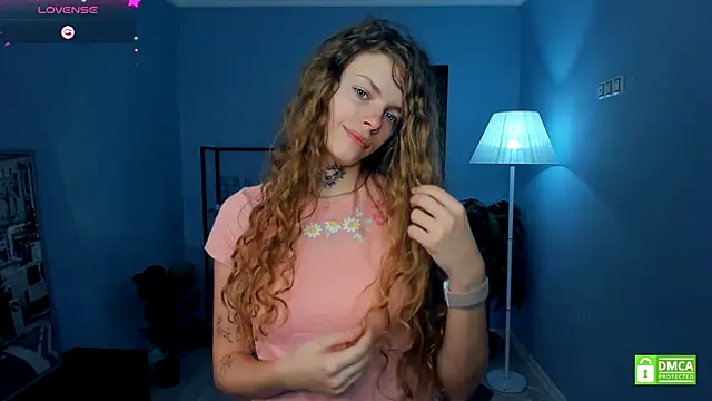 RayaNenlia online show from December 17, 5:13 am