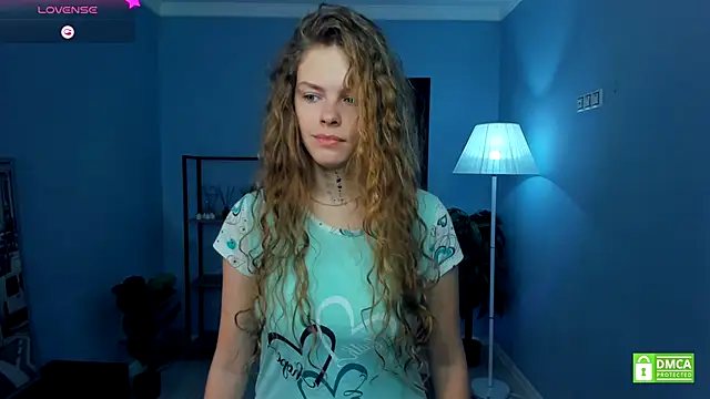 RayaNenlia online show from December 21, 5:03 am