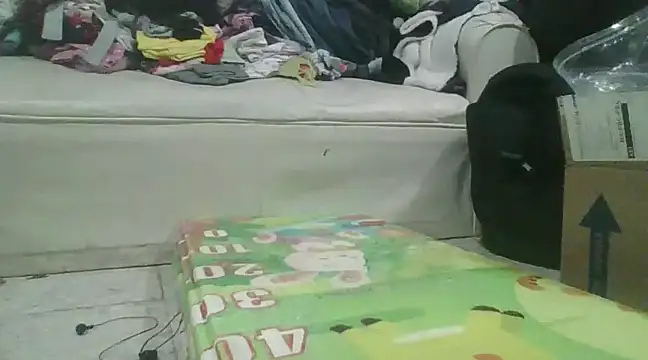 angeljz4 online show from February 4, 4:37 am