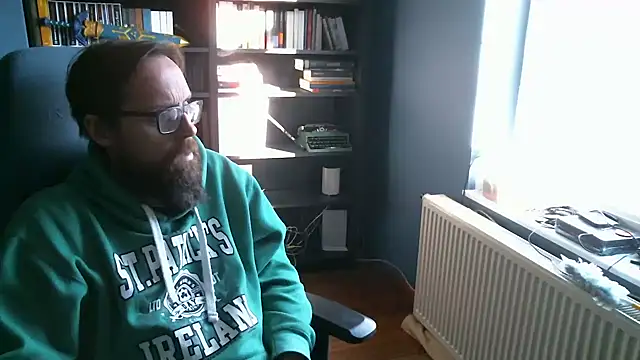 Snapshot of MeSteff chatting on February 16, 2:43 pm MeSteff online show from February 16, 2:43 pm