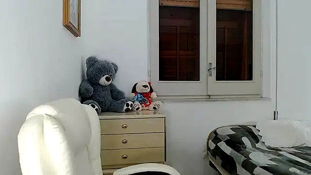 Snapshot of ZajiraShane chatting on May 24, 6:57 pm ZajiraShane online show from May 24, 6:57 pm