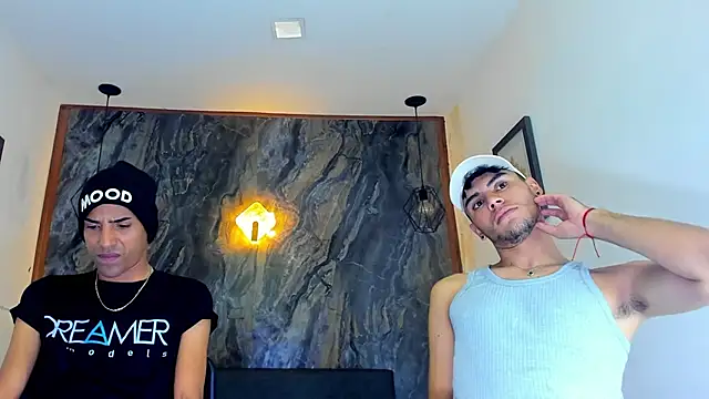 Snapshot of liam_genner_ chatting on February 3, 1:52 am liam genner online show from February 3, 1:52 am