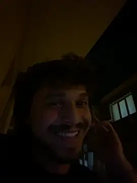 Snapshot of oguuxum chatting on April 27, 8:18 pm oguuxum online show from April 27, 8:18 pm