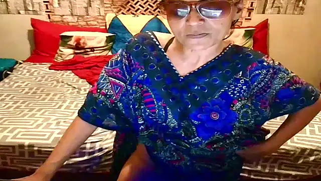 Indian Blaze00 online show from January 9, 7:37 pm