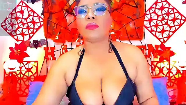 SQUIRTBRUNETE online show from November 1, 5:48 pm