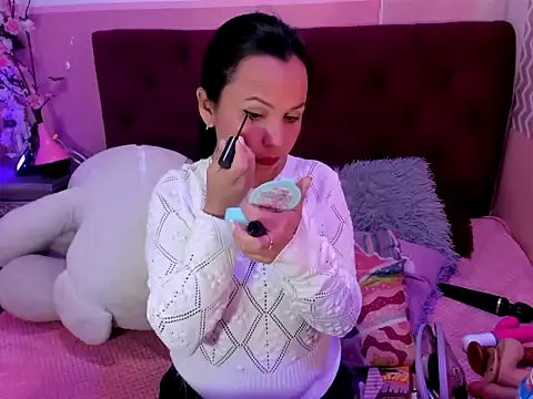 candysmitxxx online show from November 29, 12:57 am