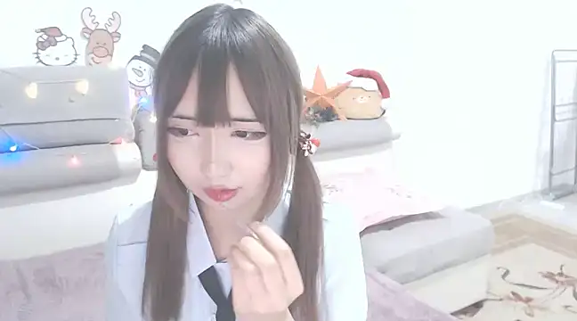 Snapshot of your_angela chatting on December 14, 1:16 pm your angela online show from December 14, 1:16 pm