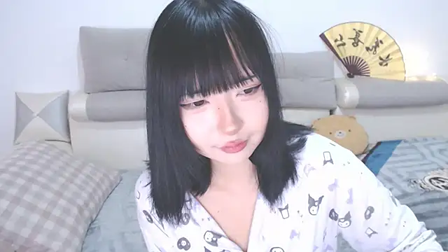 Snapshot of your_angela chatting on September 29, 7:46 am your angela online show from September 29, 7:46 am