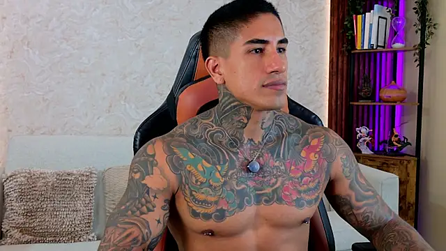 AdanReilly online show from May 9, 3:50 pm