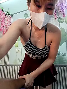 zizi public online show from November 13, 12:20 am