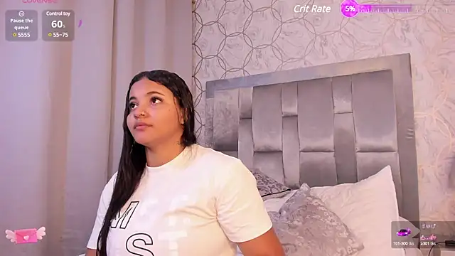 Snapshot of EmmaWeest chatting on December 5, 7:38 pm EmmaWeest online show from December 5, 7:38 pm