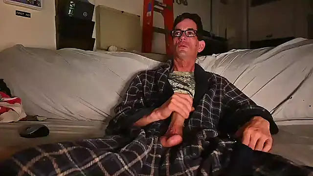 joeiandola online show from February 11, 5:05 am