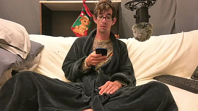 joeiandola online show from December 21, 6:26 pm