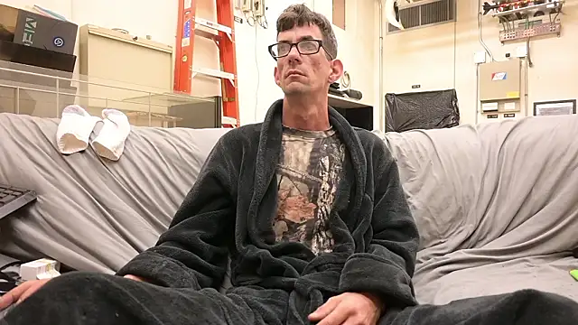 joeiandola online show from March 1, 5:26 pm