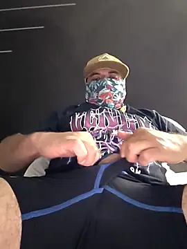 Snapshot of Vergudo210788 chatting on February 21, 6:03 am Vergudo210788 online show from February 21, 6:03 am