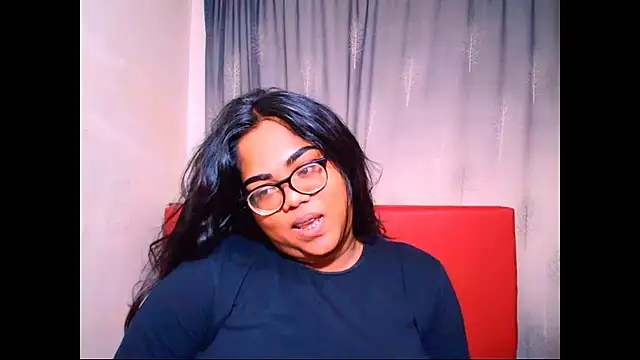 Snapshot of Indian_Lola00 chatting on October 13, 5:57 pm Indian Lola00 online show from October 13, 5:57 pm