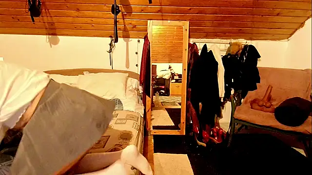 Hot Colettte online show from October 22, 9:47 pm