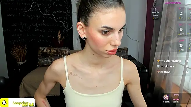 EmmyGreans online show from March 21, 8:19 am