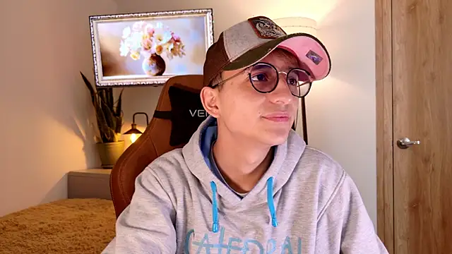 Mr evan1 online show from November 20, 4:40 pm