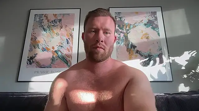 Snapshot of swekingxx chatting on July 7, 6:45 pm swekingxx online show from July 7, 6:45 pm