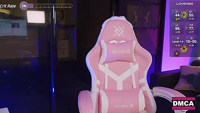 Snapshot of Triss_Moon chatting on February 28, 9:47 am Triss Moon online show from February 28, 9:47 am